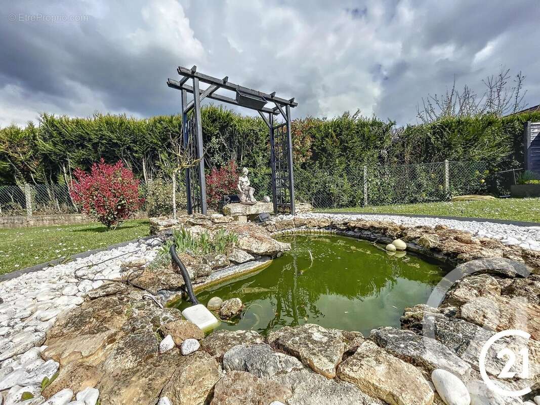 Maison à MAROLLES-SUR-SEINE