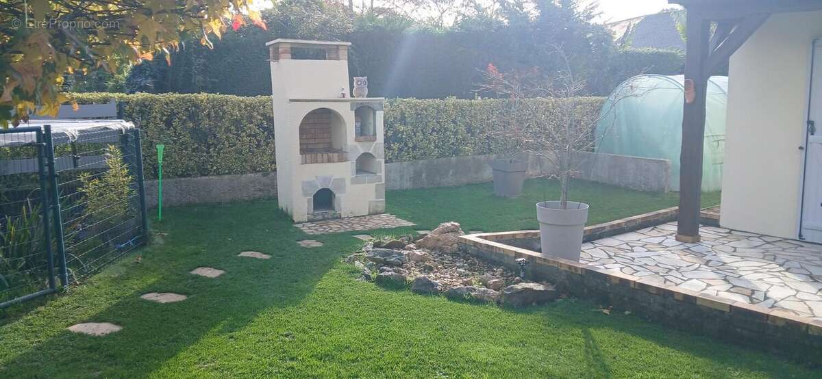 Photo 4 - Maison à LA BREILLE-LES-PINS