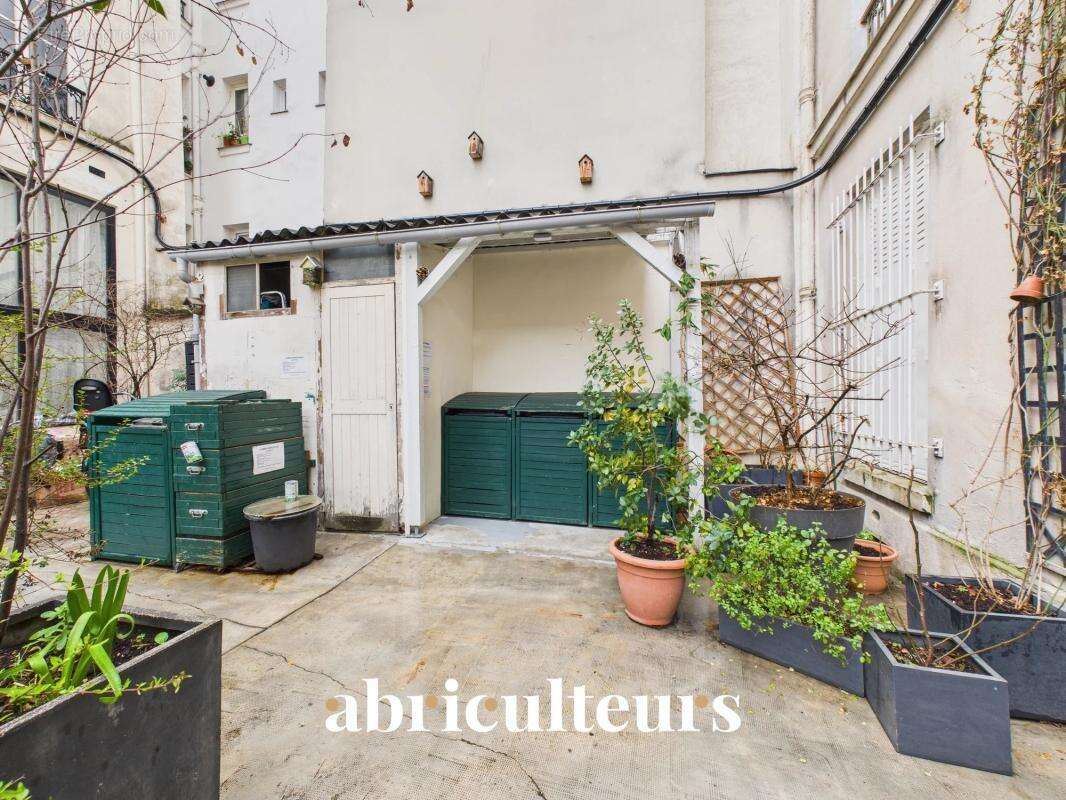 Appartement à PARIS-18E