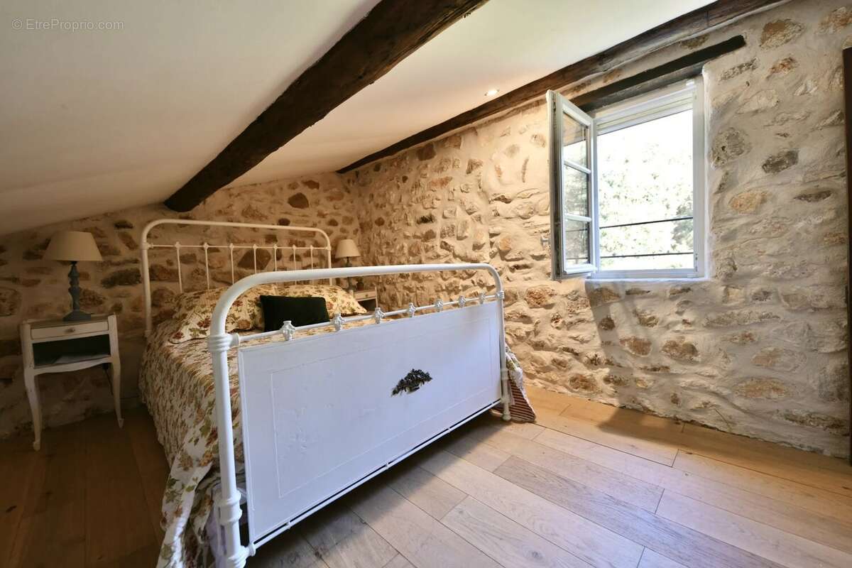 Maison à UZES