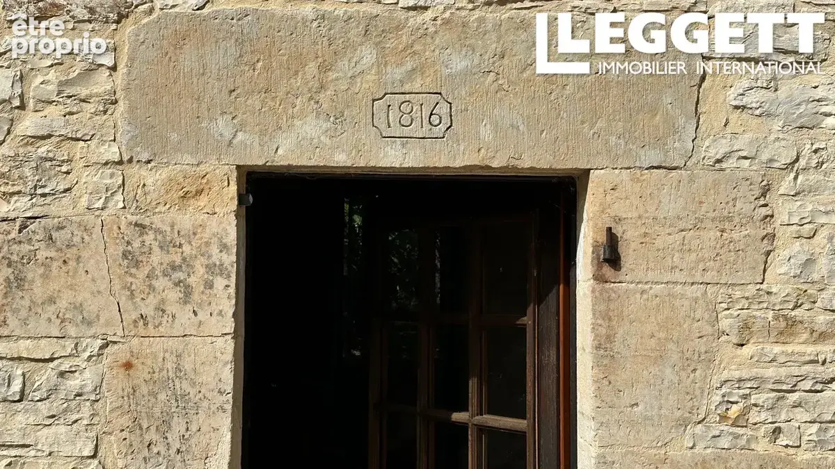 Authentique maison quercynoise en pierre, accompagnée de deux dépendances en pierre restaurées - photo 7