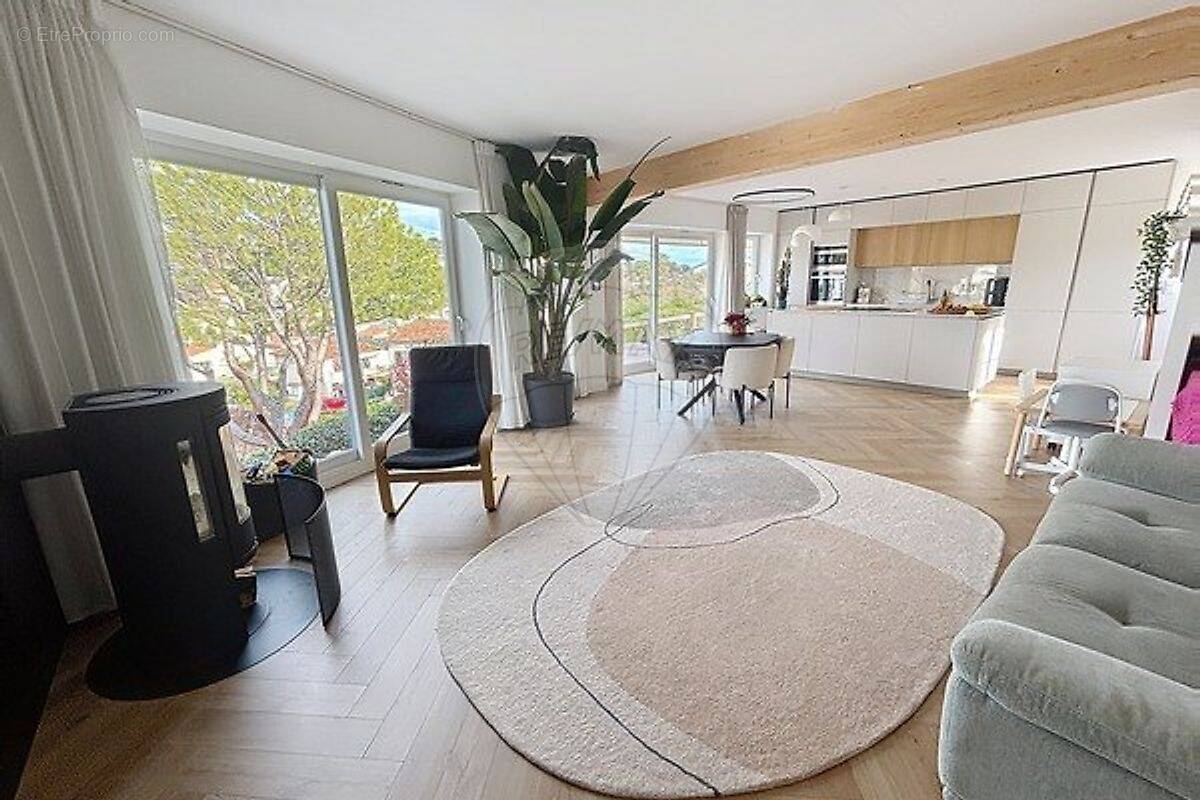 Maison à CAGNES-SUR-MER