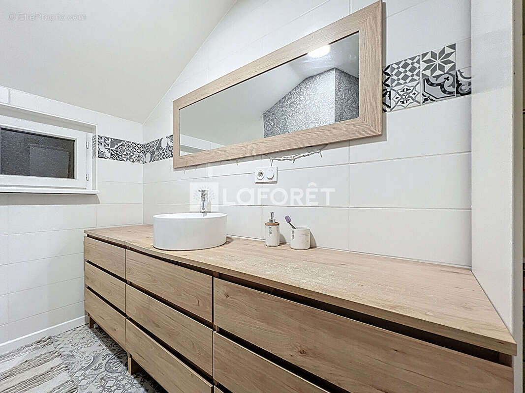 Maison à DOUE-LA-FONTAINE