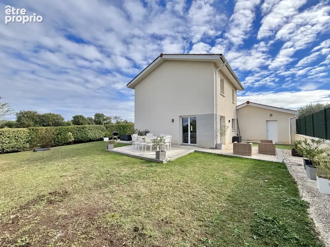 Maison 4 pièces 90 m² à vendre à Tignieu-Jameyzieu (38230) - photo 1