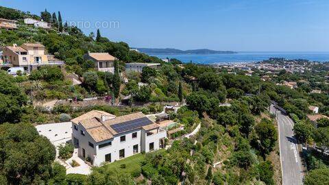 Maison à CAVALAIRE-SUR-MER
