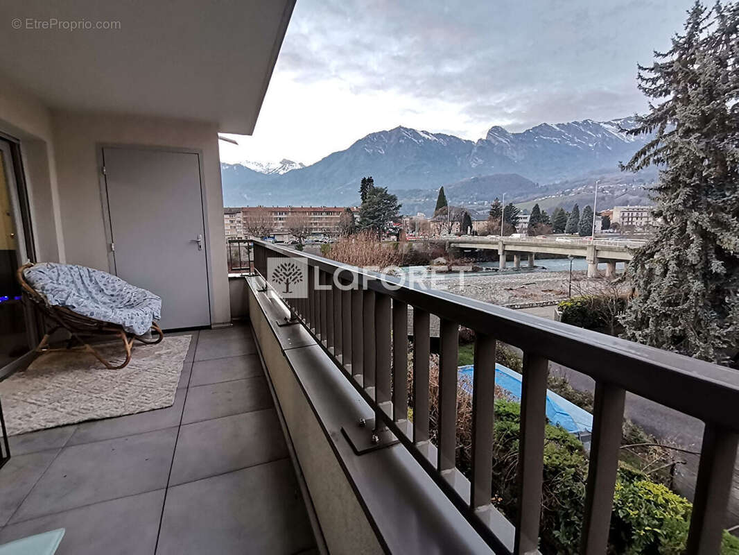 Appartement à ALBERTVILLE