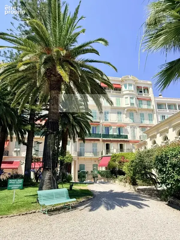 Vente 2 pieces palace front de mer menton - photo 9