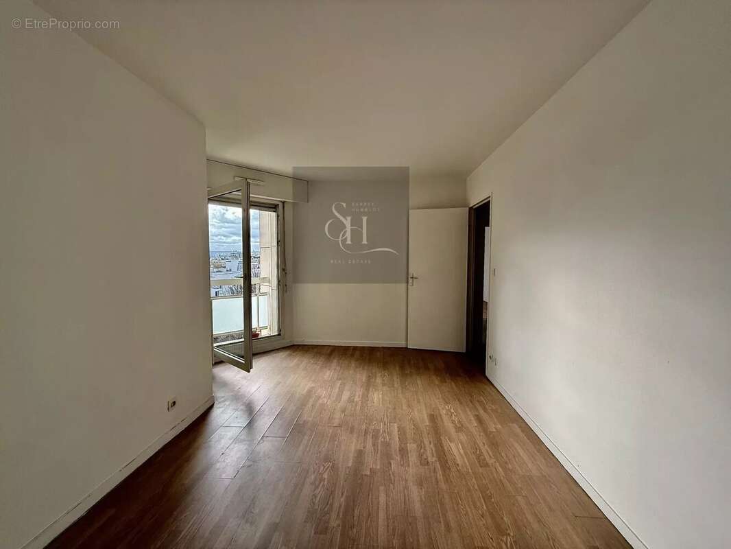 Appartement à SURESNES