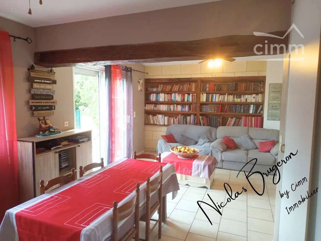 En exclusivité – Ensemble immobilier avec deux habitations, étang et près d’un hectare de terrain - photo 22
