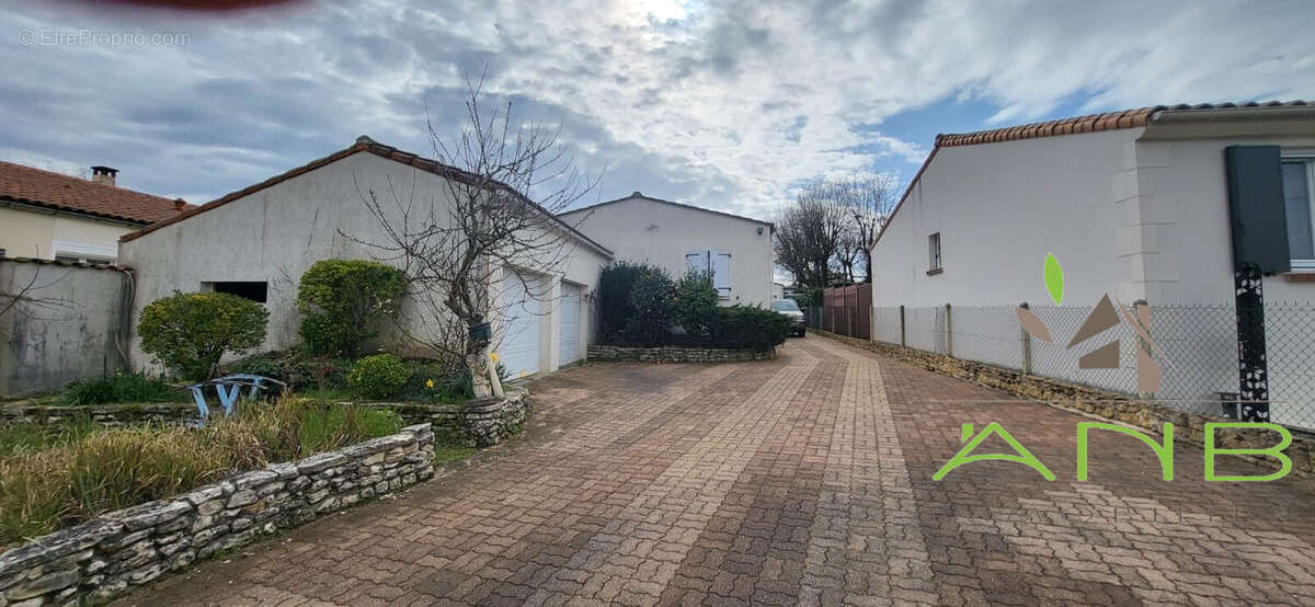 Maison à MESCHERS-SUR-GIRONDE