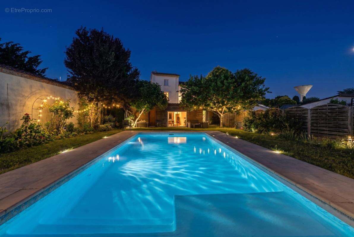 Maison à CASTELGINEST
