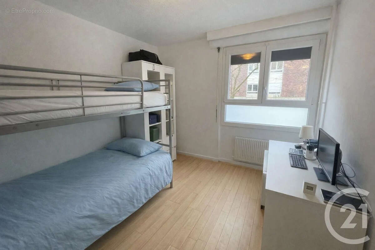 Appartement à SURVILLIERS