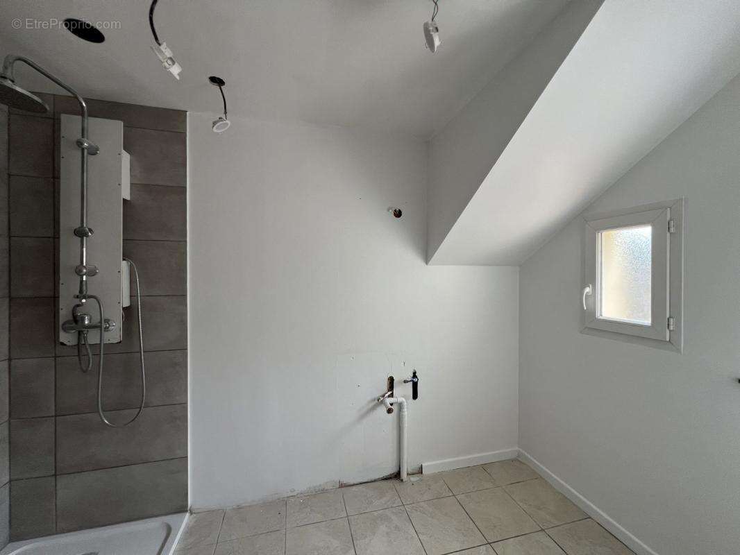 Appartement à SAINT-JUERY