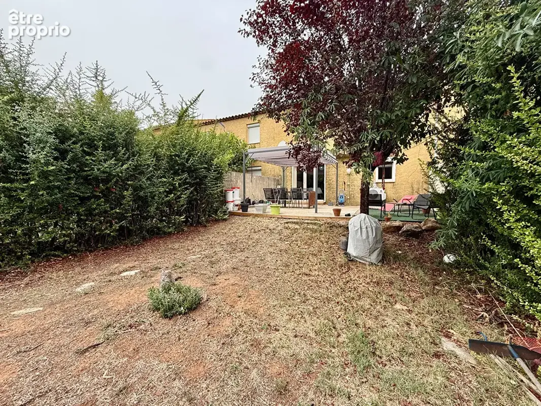 Vente d'une maison T4 (92 m²) à SAINT MAXIMIN + garage - photo 2