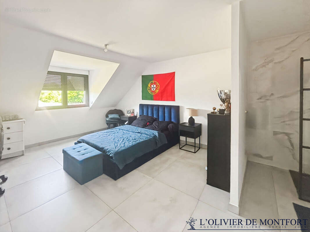 Maison à MONTFORT-L'AMAURY