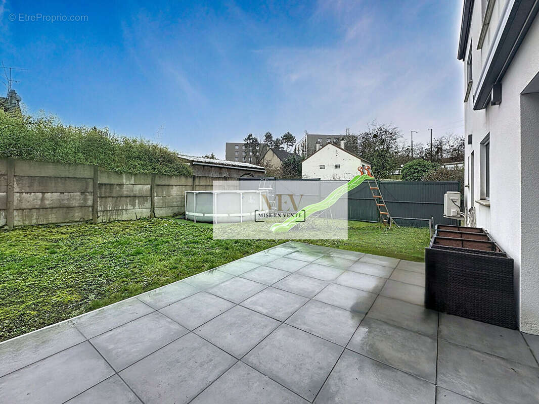 Maison à BRY-SUR-MARNE