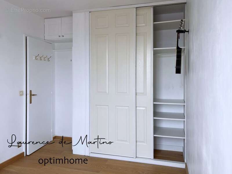 Appartement à COURBEVOIE