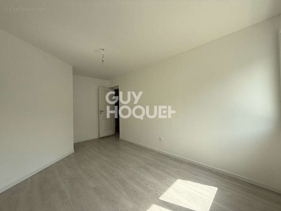 Appartement Echalas 4 pièce(s) 94 m2 - photo 13