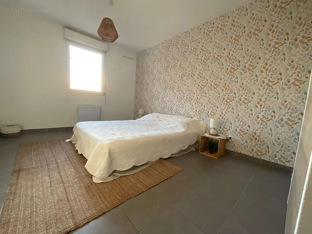 Appartement à MARSEILLE-3E