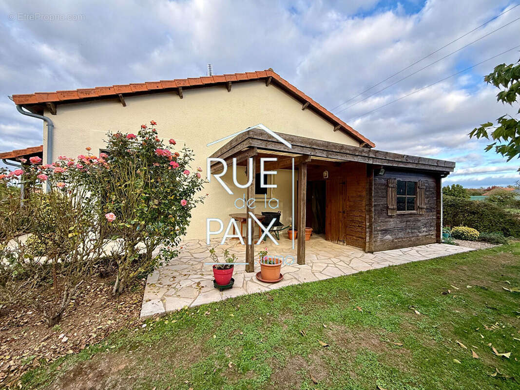 Maison à AIRVAULT