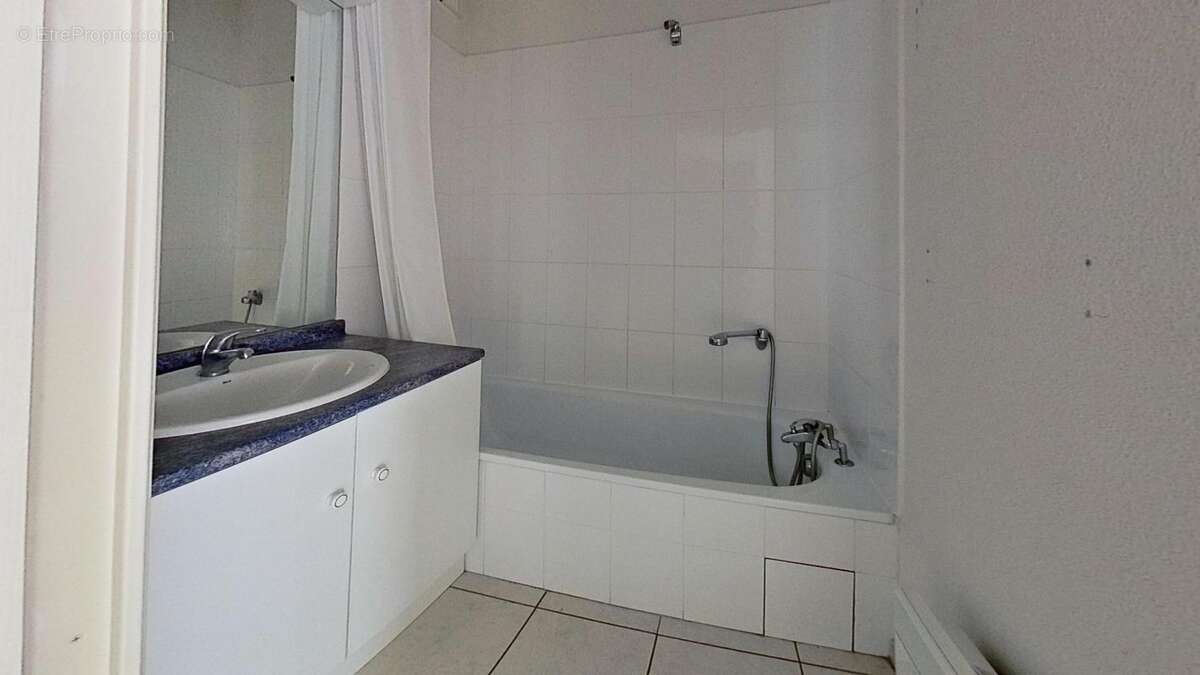 Appartement à CLAIRA