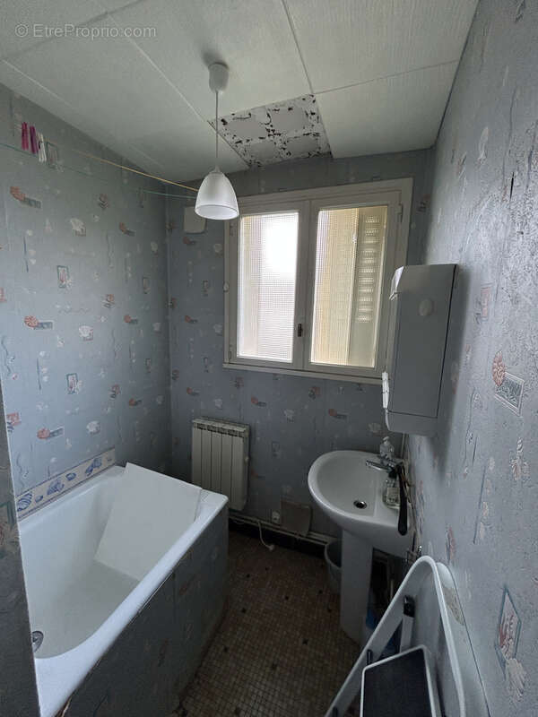 Maison à COMMENTRY