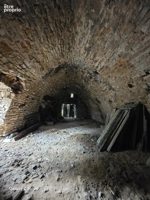 A vendre La Cavalerie - Belle grange à réhabiliter - photo 4