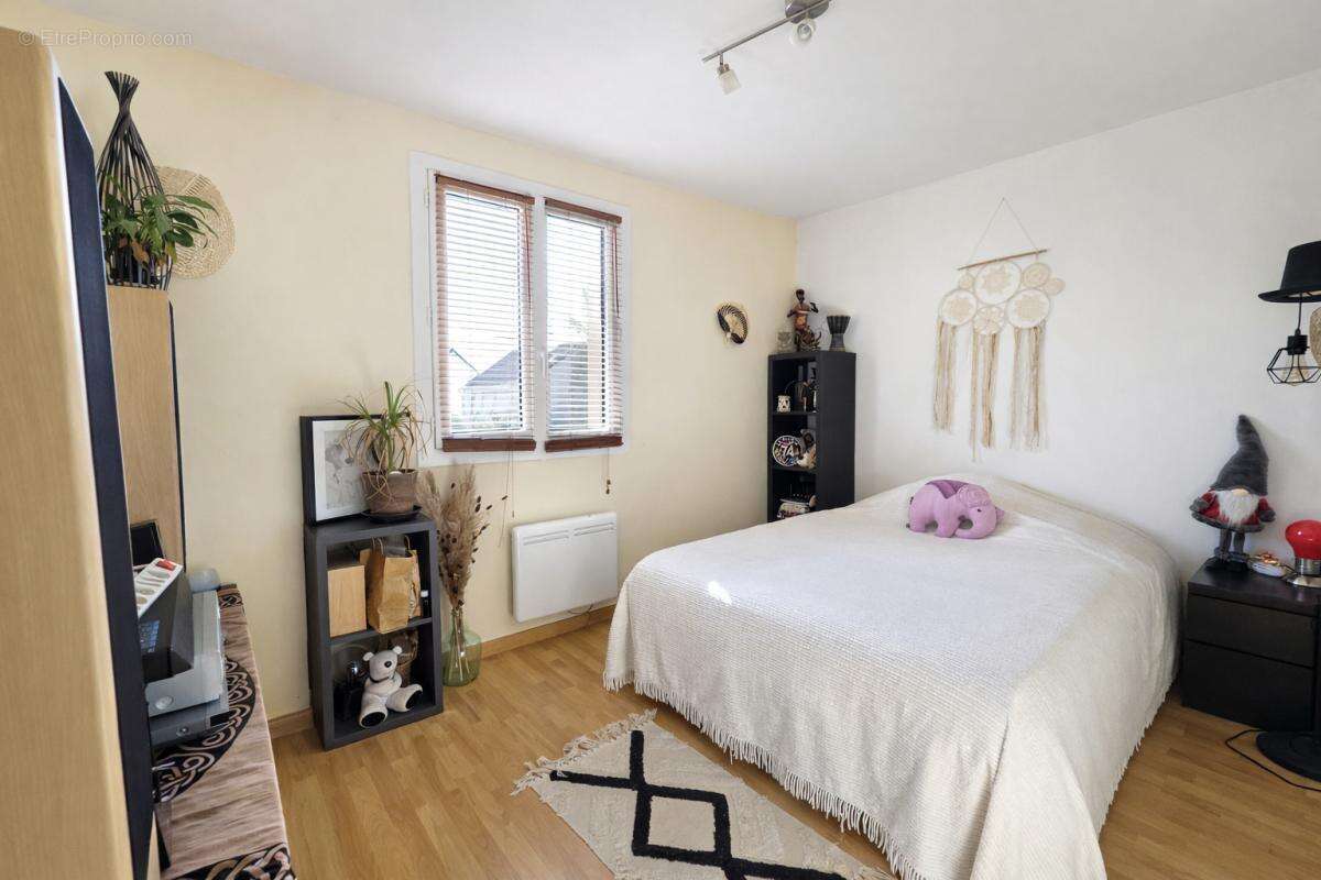 Maison à HARDRICOURT