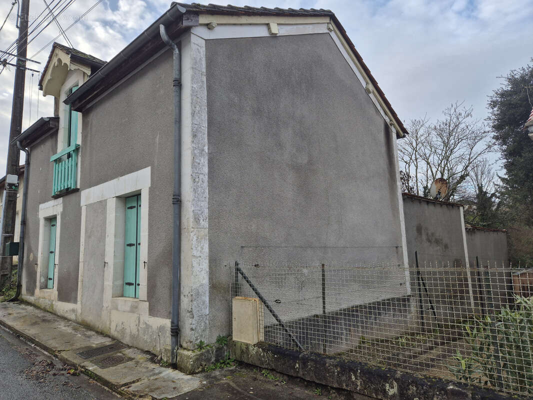 Maison à TOCANE-SAINT-APRE