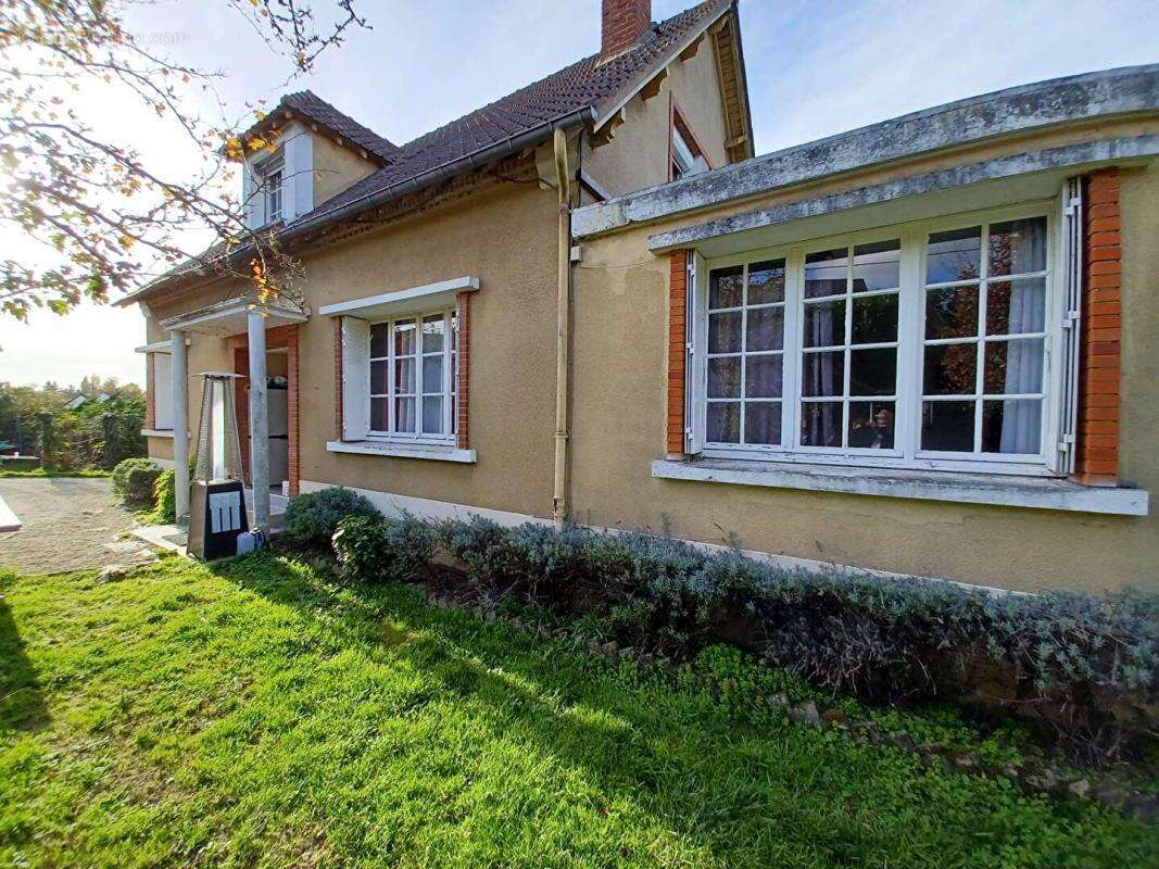 Maison à SAINT-SULPICE-SUR-RISLE