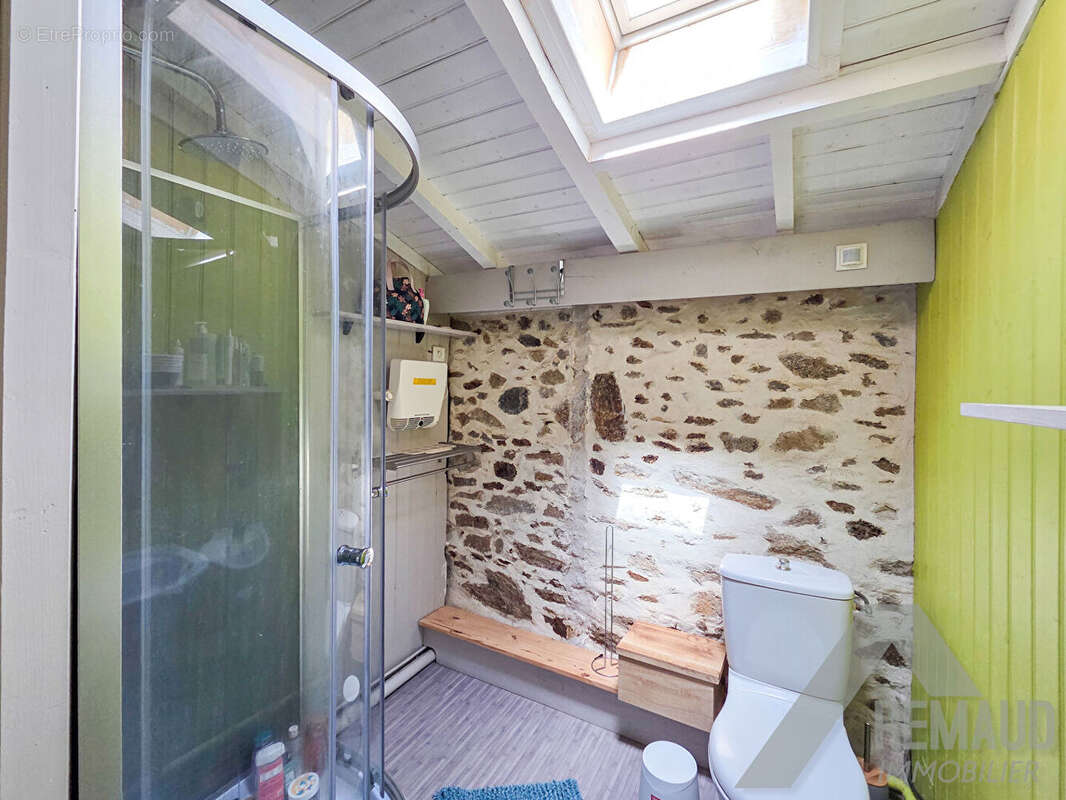 AIZENAY - Hameau proche Centre Ville - photo 14