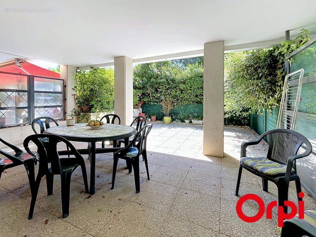 Appartement à MARSEILLE-12E