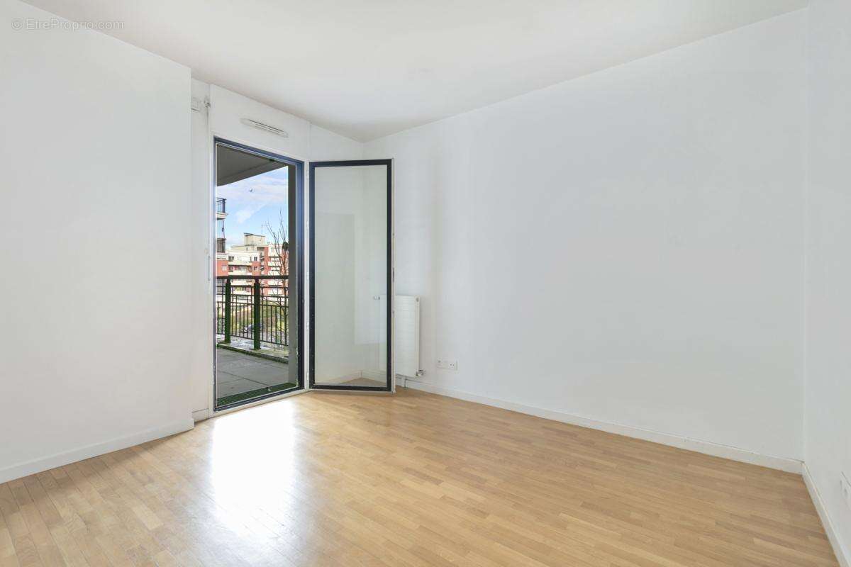 Appartement à SURESNES