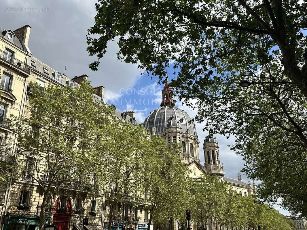 Appartement à PARIS-8E