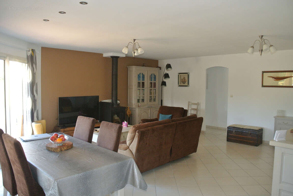 Maison à MIRAMONT-DE-GUYENNE