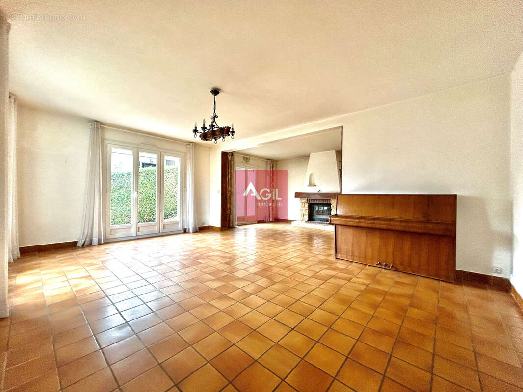 Maison à CLAIX