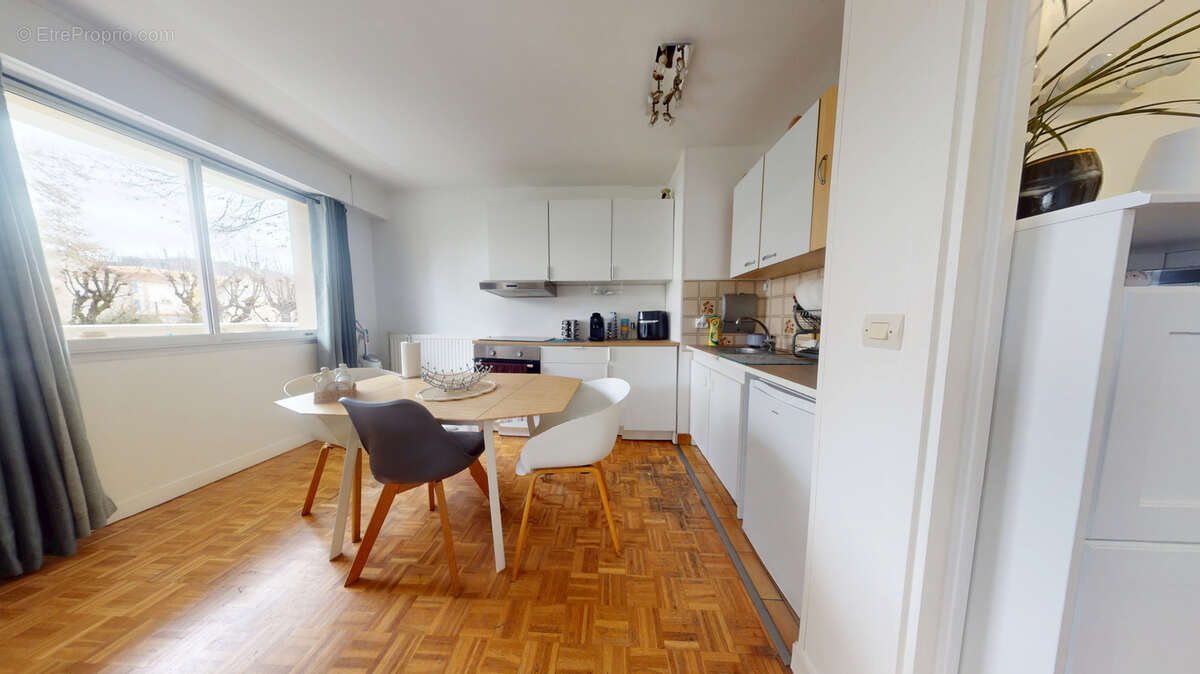 Appartement à MAISONS-LAFFITTE