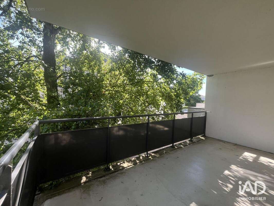Appartement 63 m² à Villenave-D'ornon  - photo 2