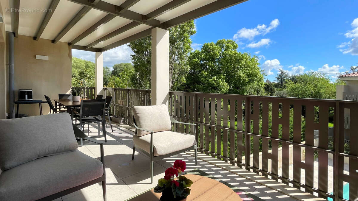 Appartement à UZES