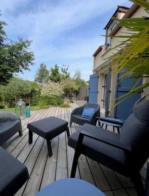 Maison à CHATEAUFORT