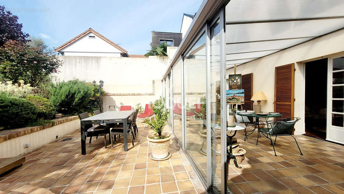 Maison à COLOMBES