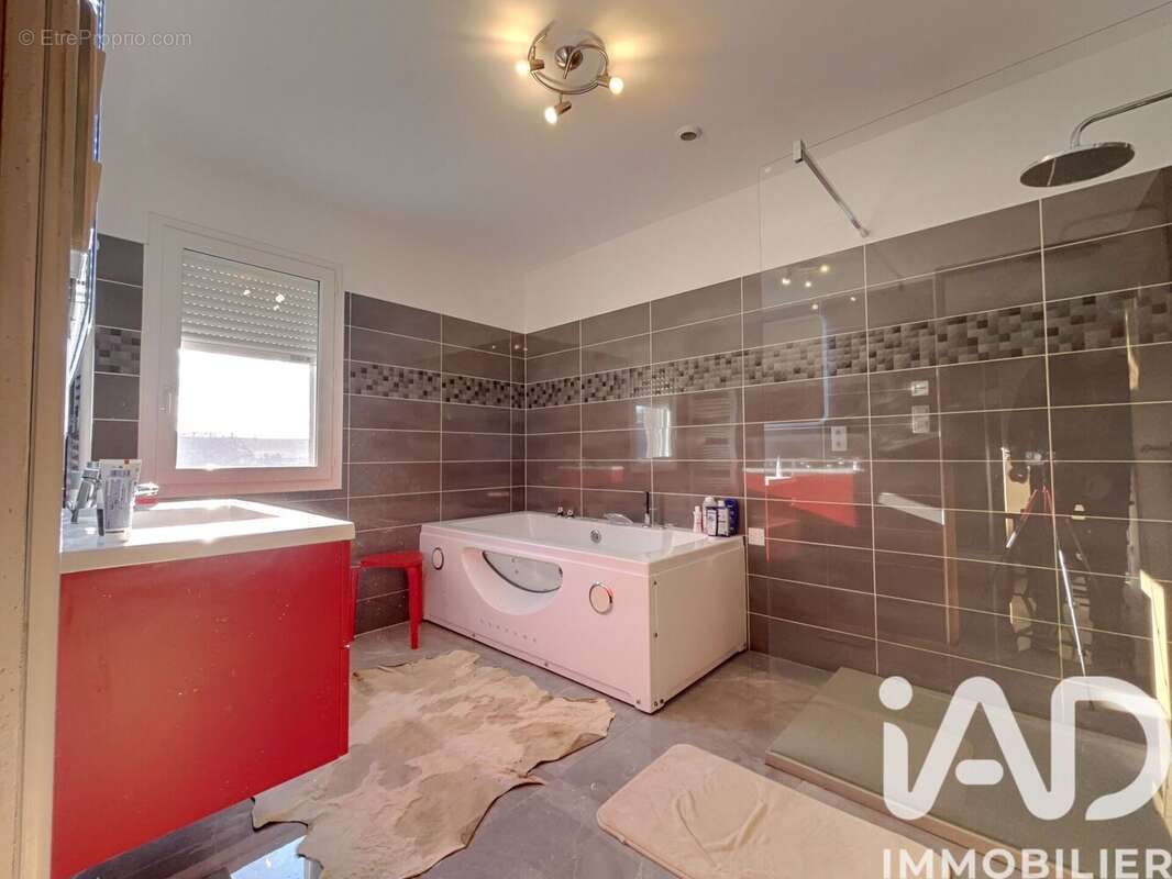 Photo 8 - Maison à SAINT-LEON