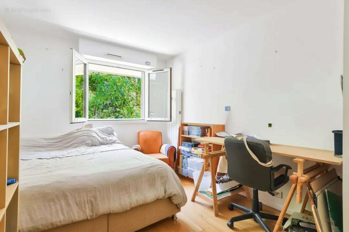 Appartement de 5 pièces de 94 m² à Paris - photo 10