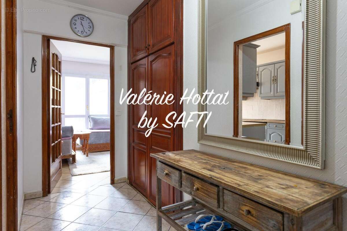 Photo 2 - Appartement à LES MUREAUX