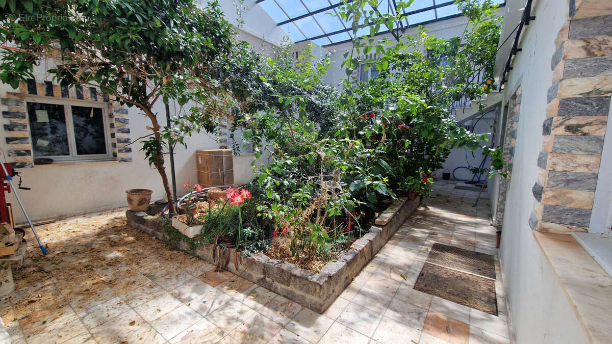 Appartement à VAUGRIGNEUSE