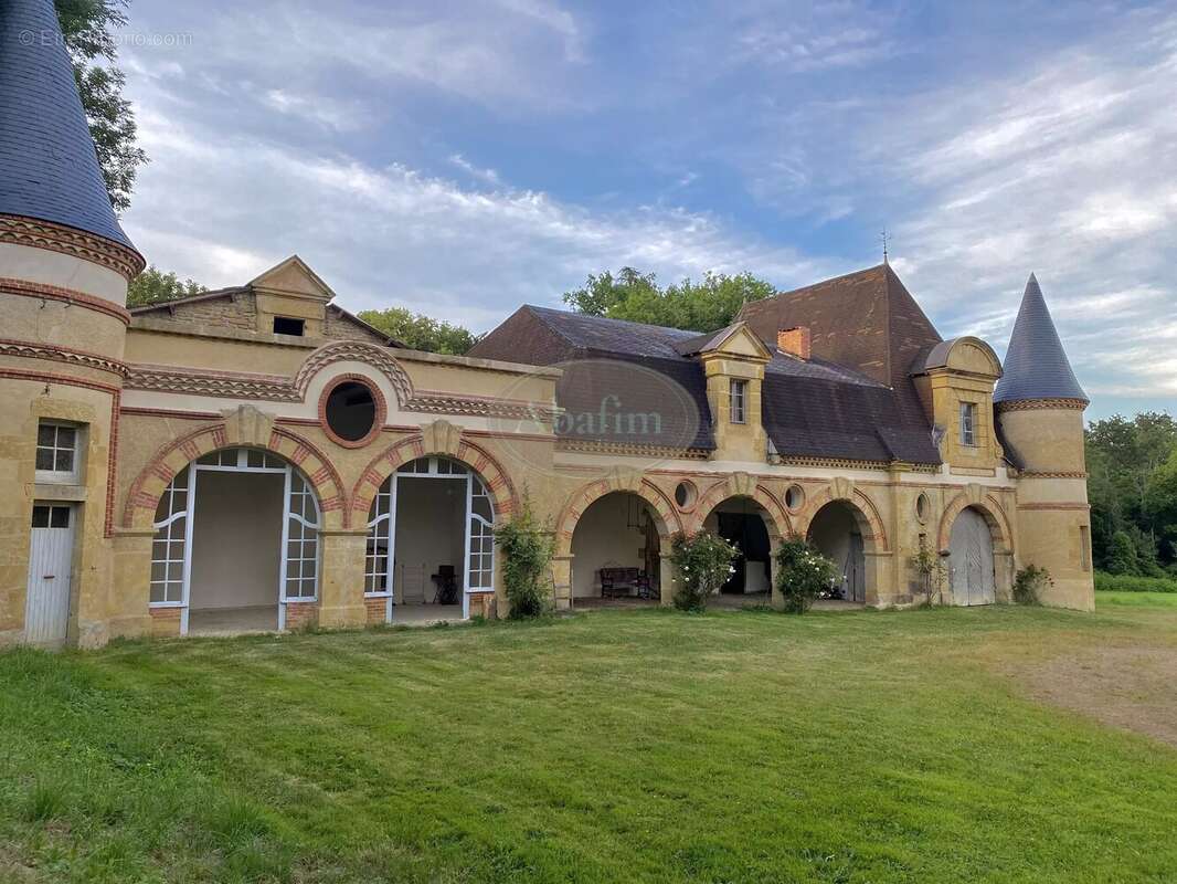 Maison à MIRANDE