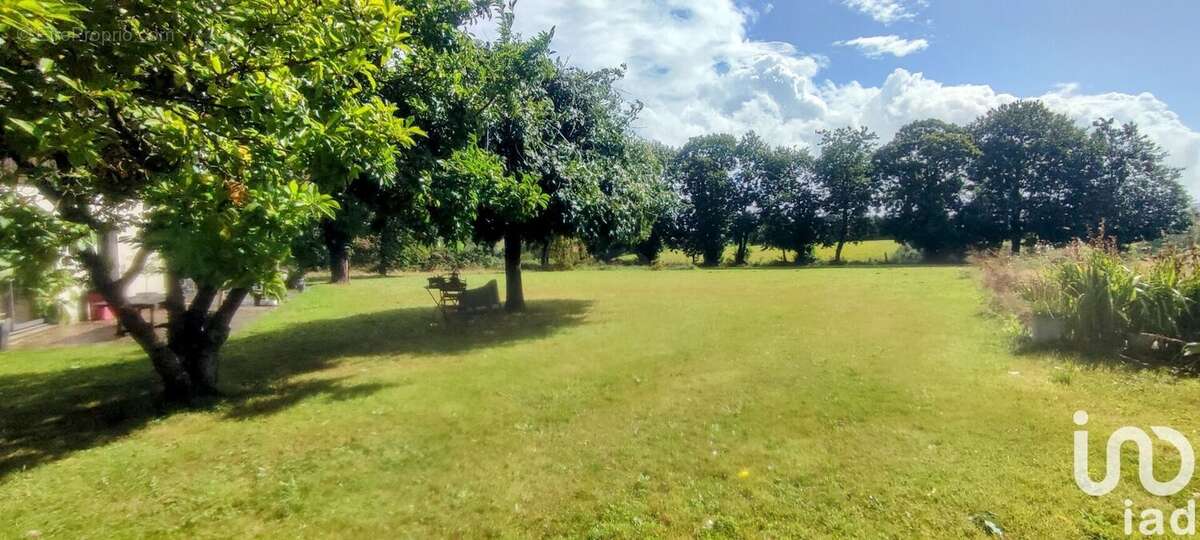 Photo 2 - Maison à LES LOGES-MARCHIS