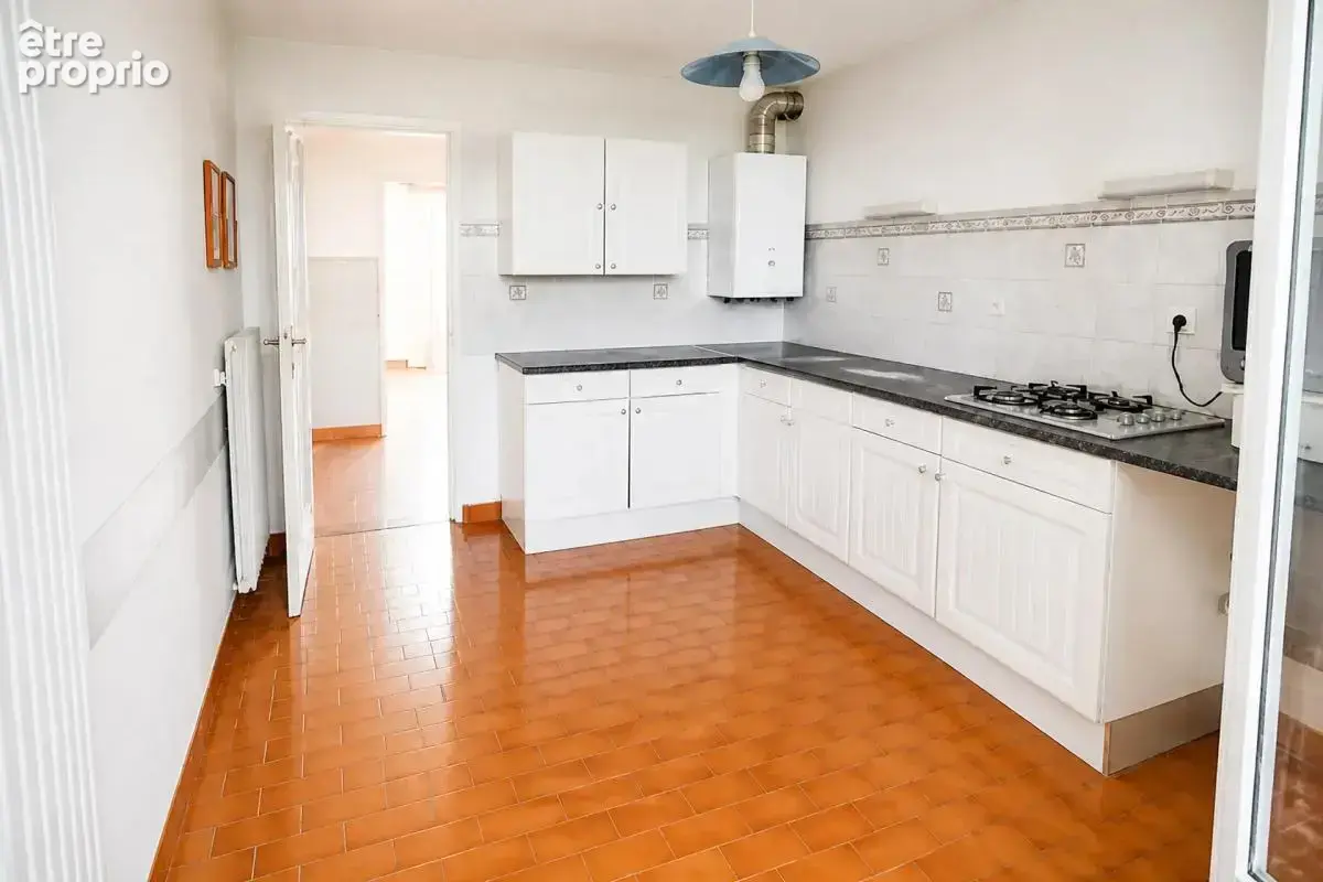 Montpellier-t4-3chambres-84,58 m²-terrasse box parking privée - photo 4
