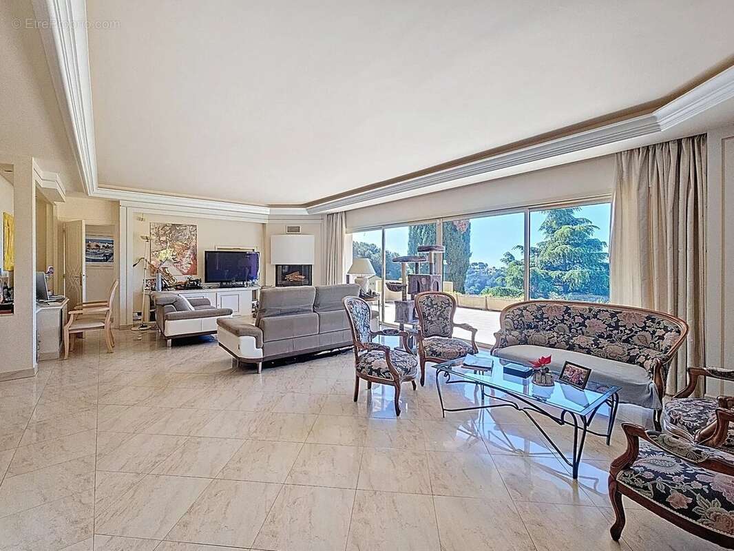 Maison à CAGNES-SUR-MER