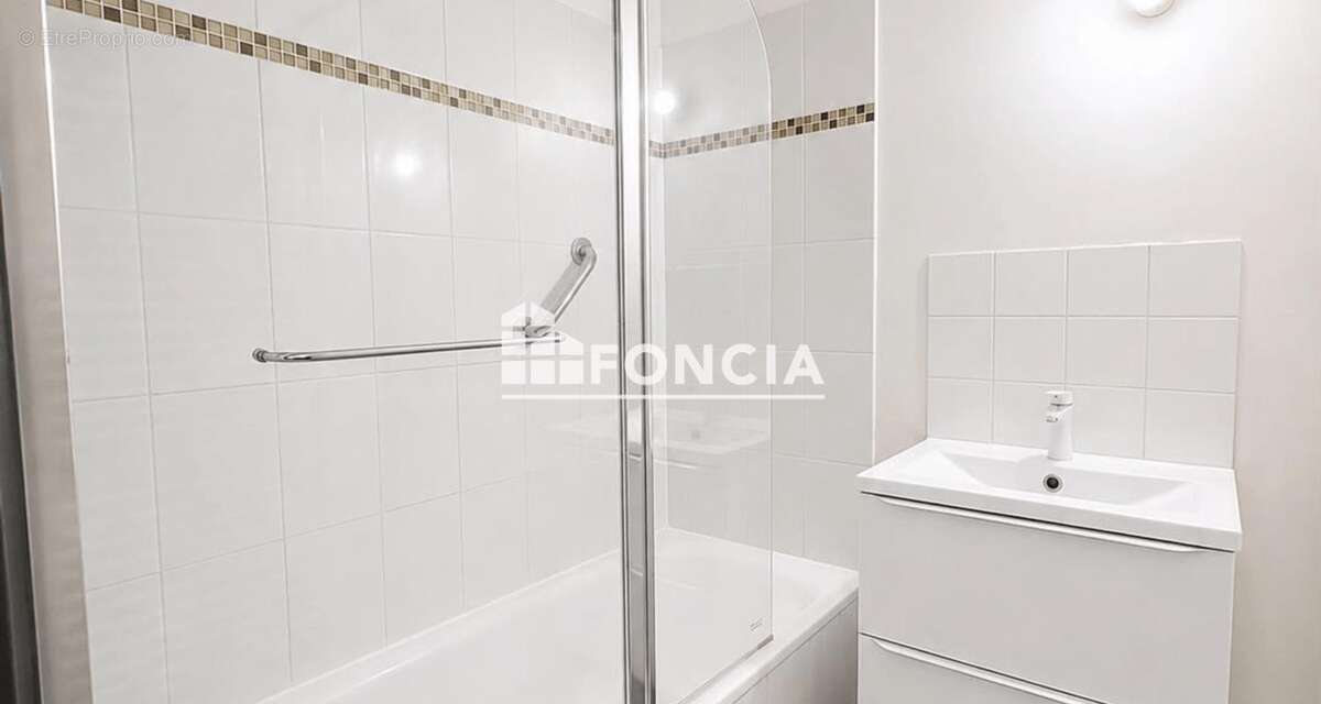 Appartement à NOTRE-DAME-DE-BONDEVILLE